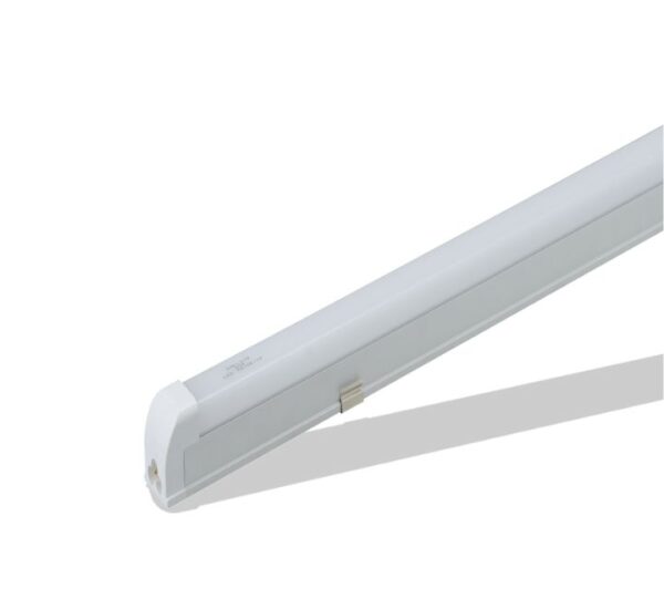 Upgrade to the Paklite 9W Strip Light, a high-efficiency LED solution designed to replace T8 fluorescent lights. A lifespan of up to 50,000 hours.