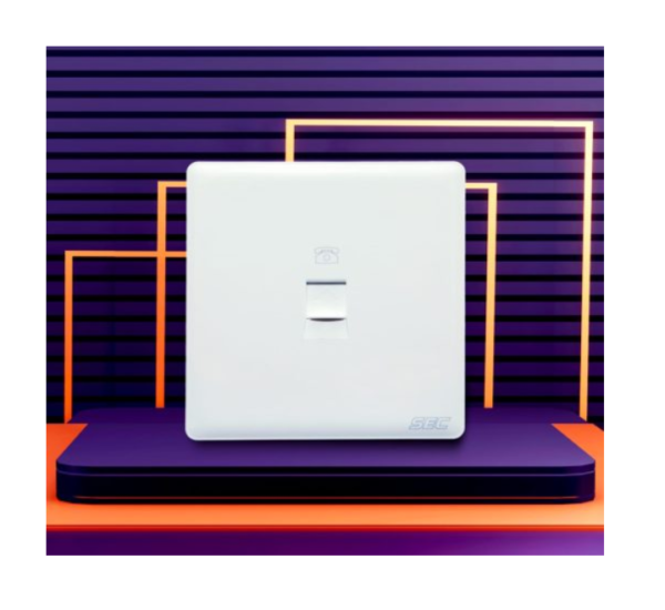 The SEC T.P Single – Luxury White Series combines elegance and practicality with its sleek white design, perfect for controlling various electrical applications.